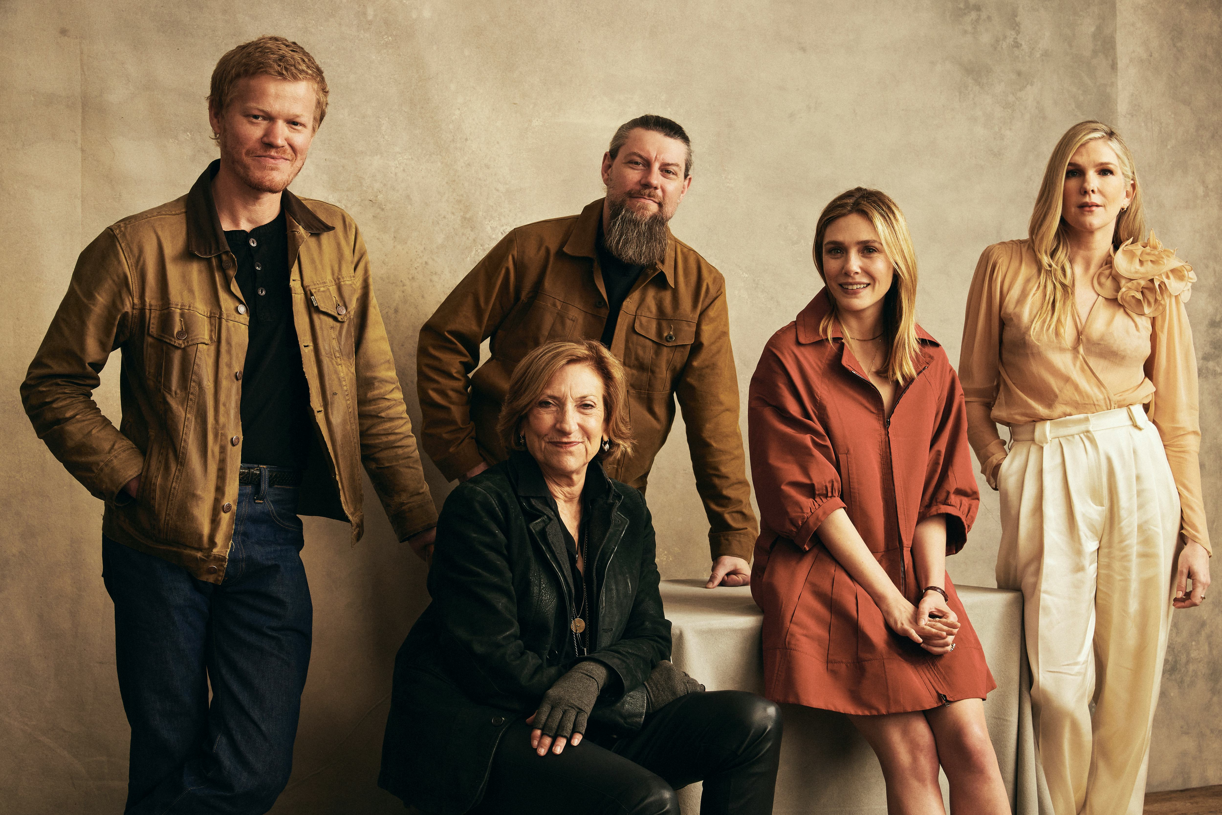 &lsquo;Love &amp; Death&rsquo; director Lesli Linka Glatter with cast members Jesse Plemons, Patrick Fugit, Elizabet&hellip;