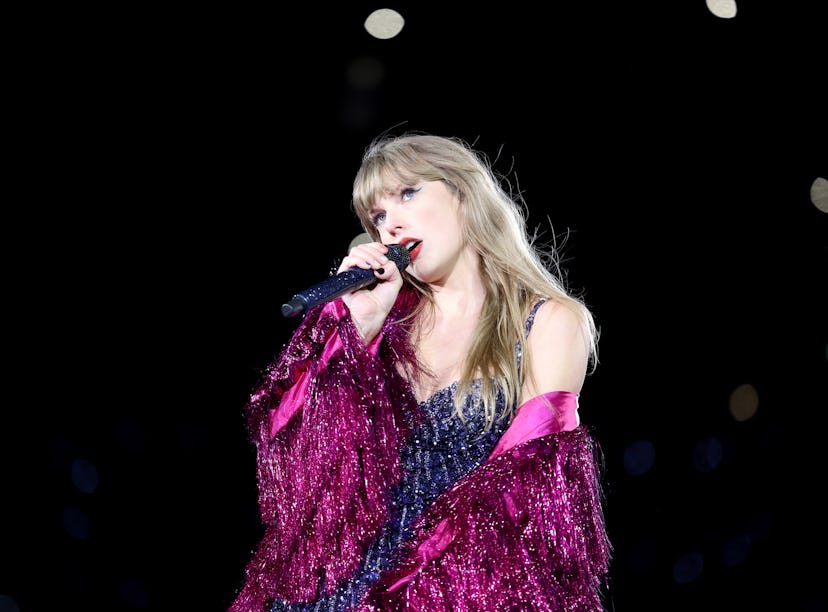 Twitter is divided over Taylor Swift's upcoming "Karma" collaboration with rapper Ice Spice.