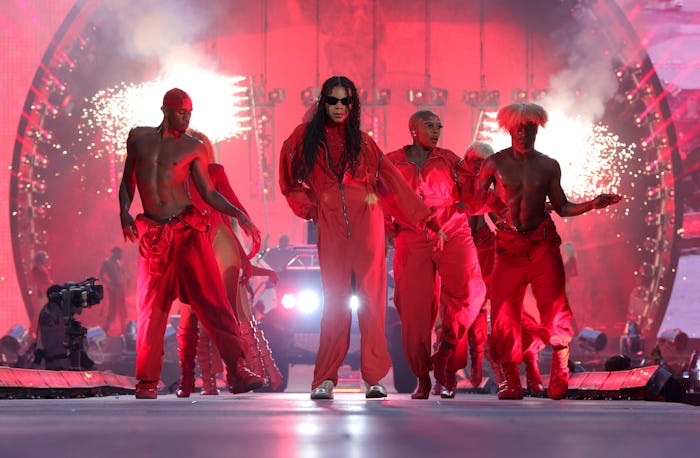 LONDON, ENGLAND – May 29: (EDITORIAL USE ONLY) Blue Ivy Carter perform onstage during the Beyoncé “...