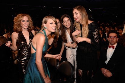 Taylor Swift, Abigail Anderson, Haim sisters
