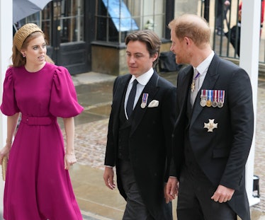 \Prince Harry arrives with Princess Beatrice and Edoardo Mapelli Mozzi 