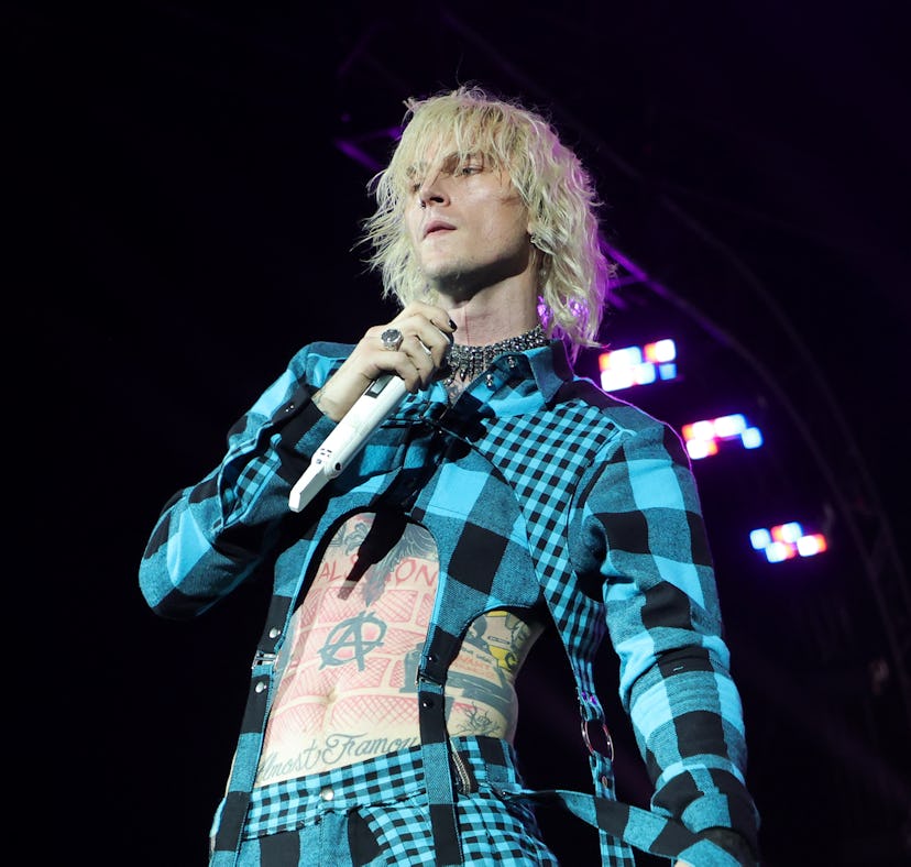Machine Gun Kelly's latest freestyle includes a Jack Harlow diss.
