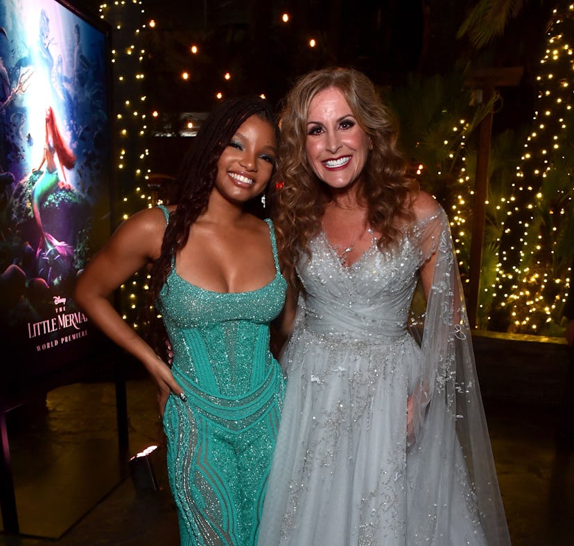 LOS ANGELES, CALIFORNIA - MAY 08: (L-R) Halle Bailey and Jodi Benson attend the World Premiere of Di...