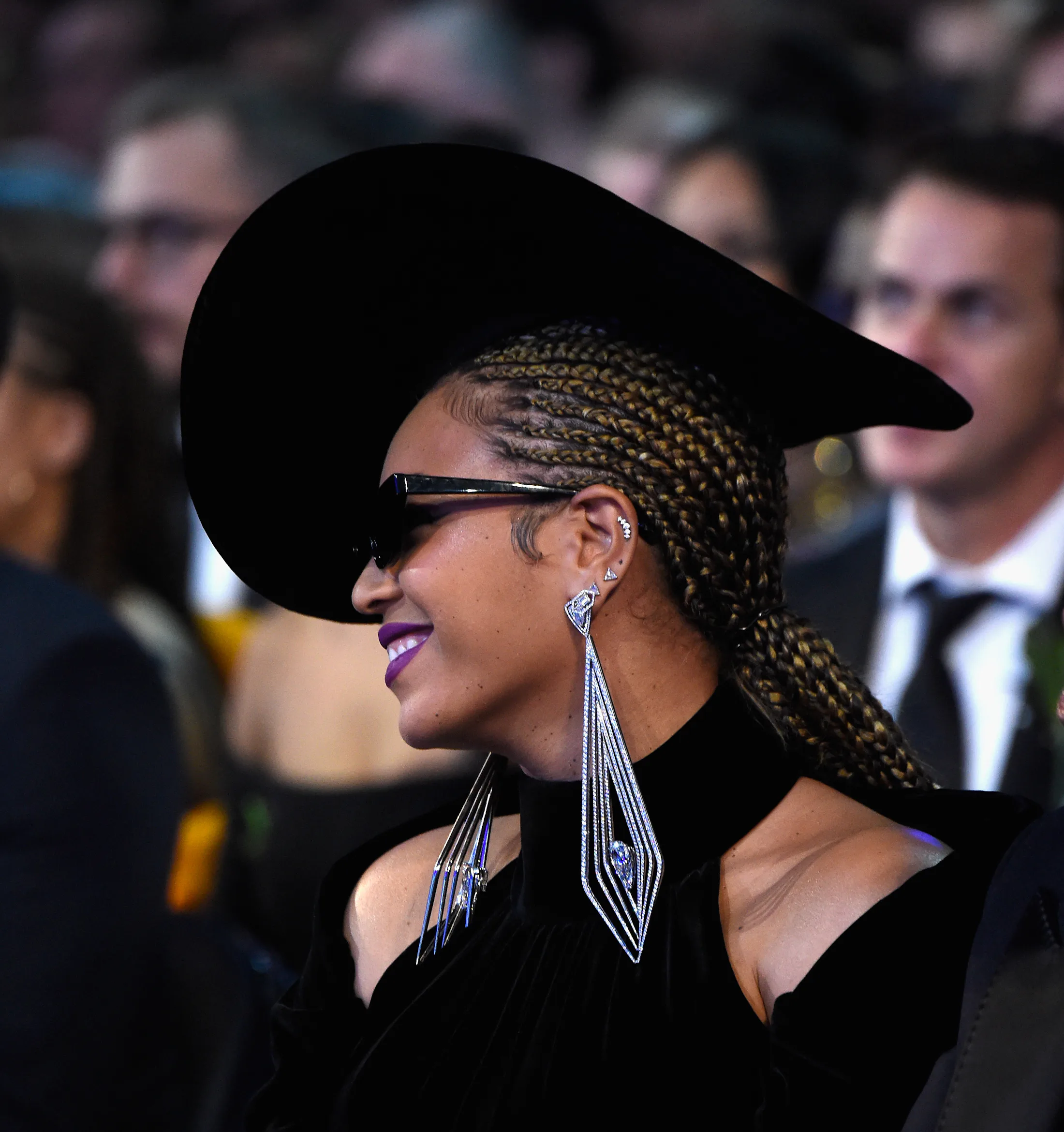 Beyoncé’s Hair Evolution, From Micro Braids To Long Blonde Waves