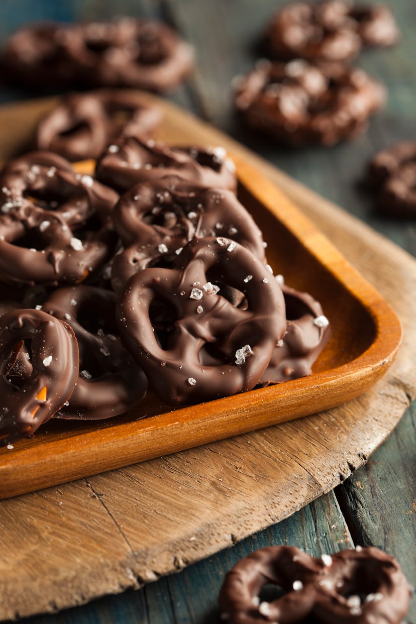 Chocolate-covered pretzels are the road trip snack that match Cancer’s vibe, according to an astrolo…