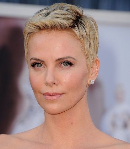Charlize Theron short blonde pixie cut