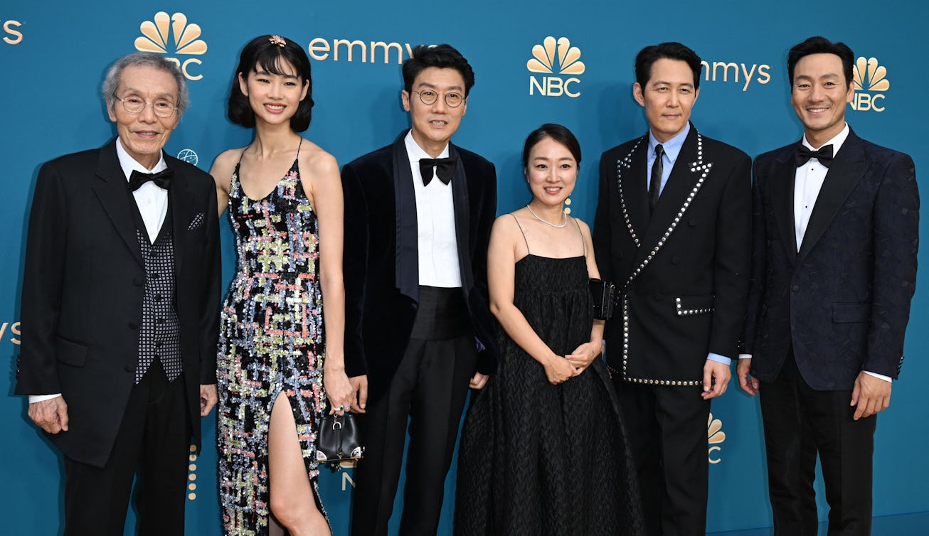 (L-R) Oh Young-Soo, Jung Ho-Yeon, Hwang Dong-hyuk, Kim Ji-Yeon, Lee Jung-Jae, and Park Hae-Soo arriv...