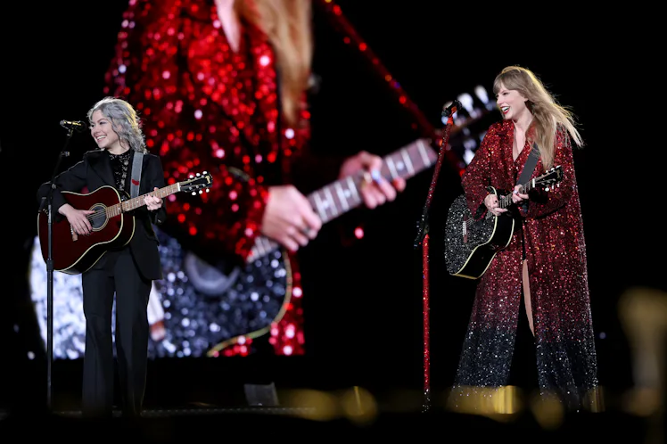 10 Cheap Dupes For Taylor Swift's Eras Tour Outfits 10 Cheap Dupes For Taylor Swift's Eras Tour Outfits