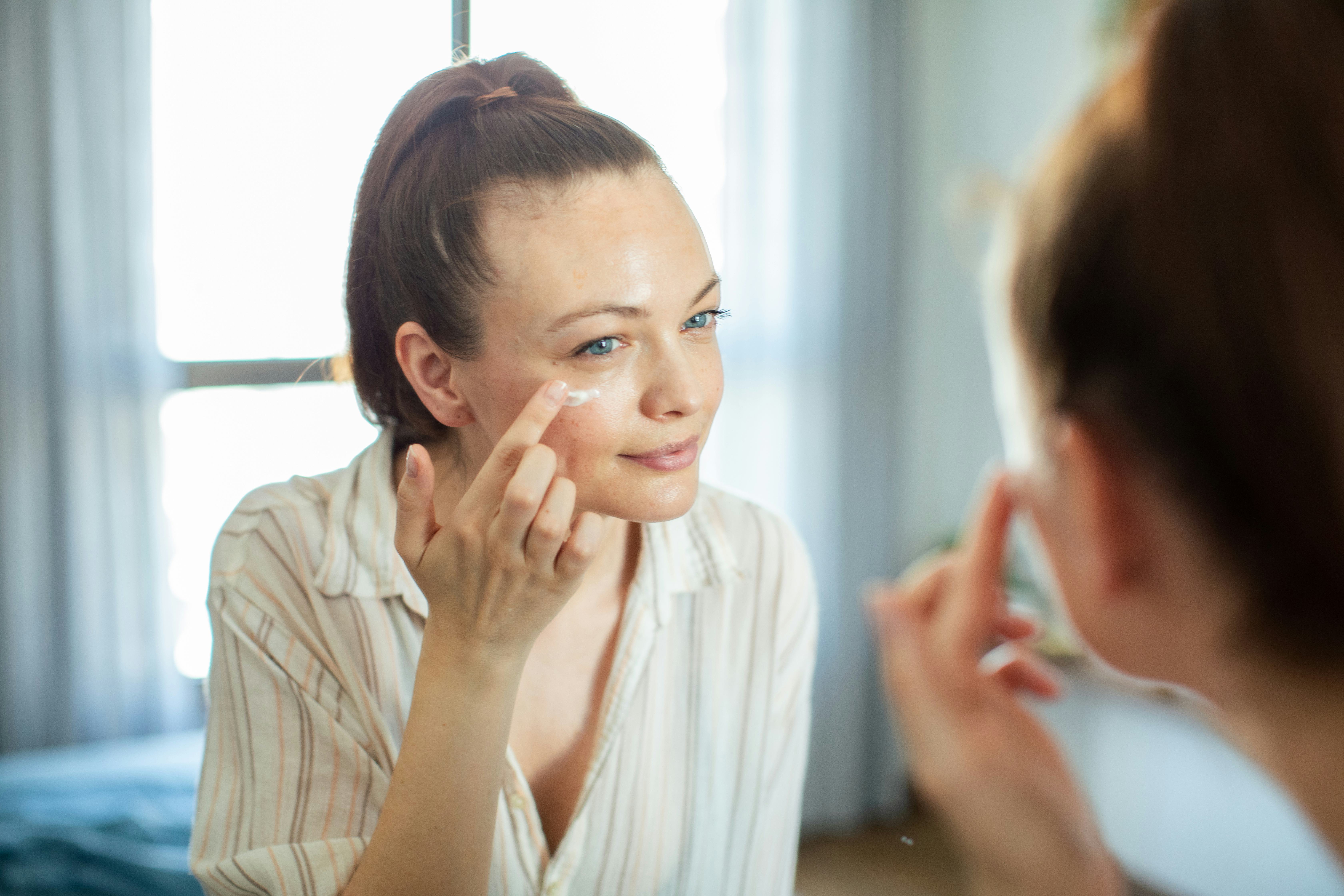 How Well Does Eye Cream Work? 3 Skin Experts Tell All