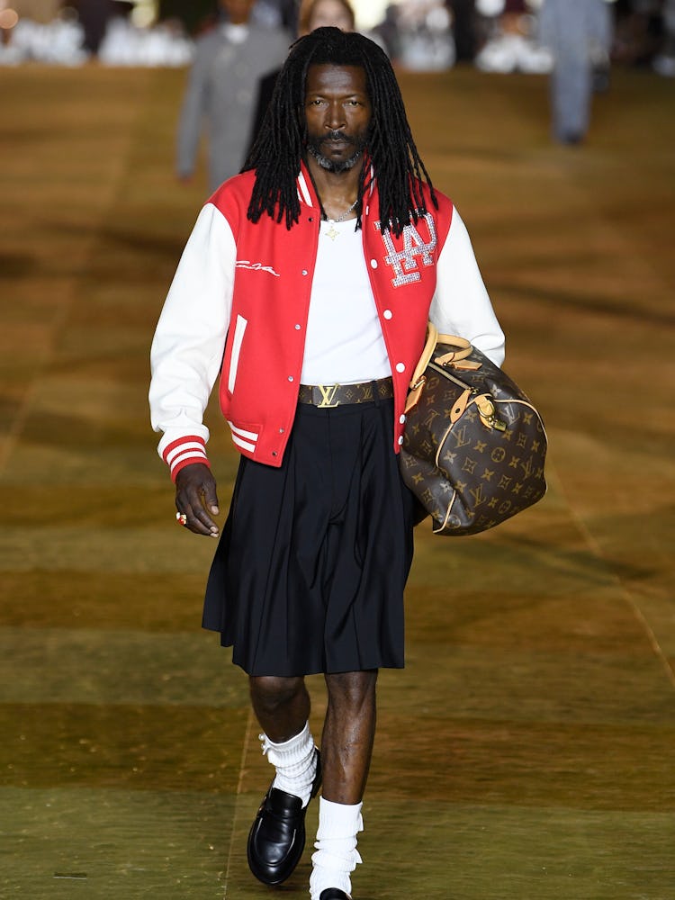 A model on the runway at the Louis Vuitton Menswear Collection Fashion Show on June 20, 2023 in Pari...