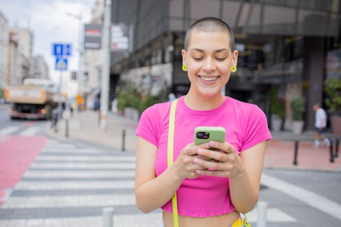 Here is the best dating app for each zodiac sign, according to an astrologer.