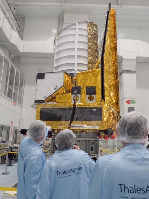 21 February 2023, France, Cannes: The European Space Agency's "Euclid" probe stands in the clean roo...