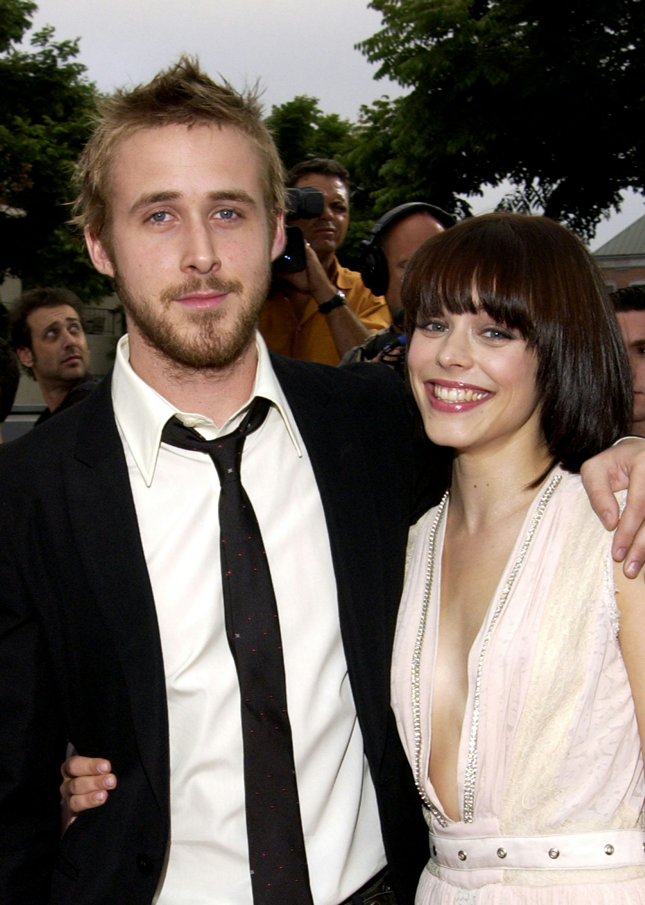 Ryan Gosling and Rachel McAdams at &lsquo;The Notebook&rsquo; premiere. Photo via Getty Images