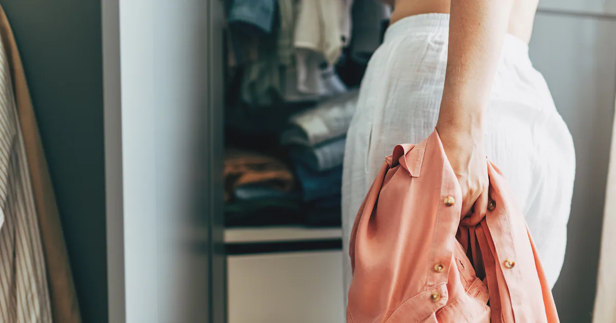 hang or fold dress shirts Express Style Hacks: How to Hang a Dress Shirt
