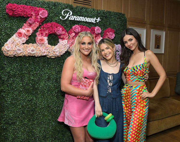 Jamie Lynn Spears, Erin Sanders, and Victoria Justice attend the 'Zoey 102' party. 