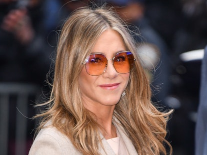 Jennifer Aniston medium length hair 2023