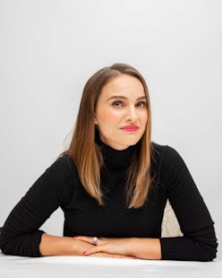 Natalie Portman long ombre and black turtleneck in 2016