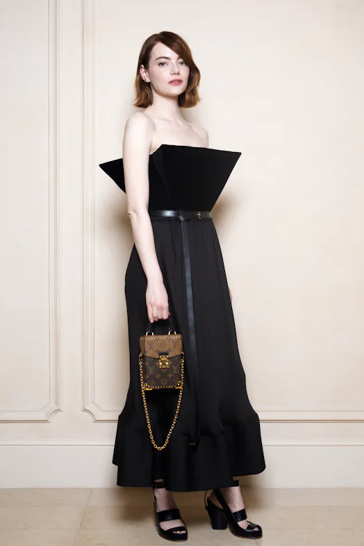 Emma Stone Wears Her Unique Version of the Little Black Dress Emma Stone Wears Her Unique Version of the Little Black Dress