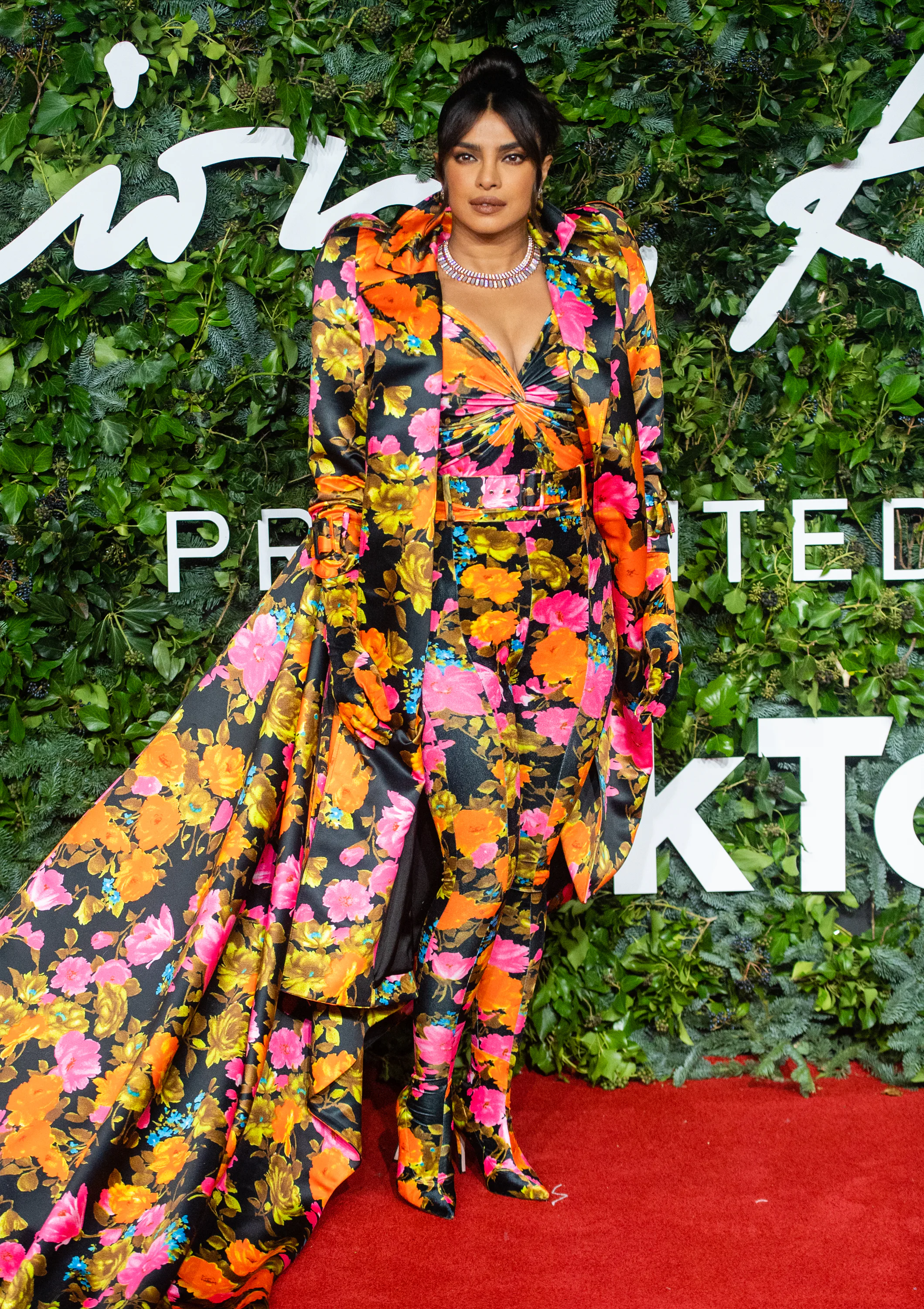 Priyanka Chopra's Best Red Carpet Style Never Fails to Turns Heads