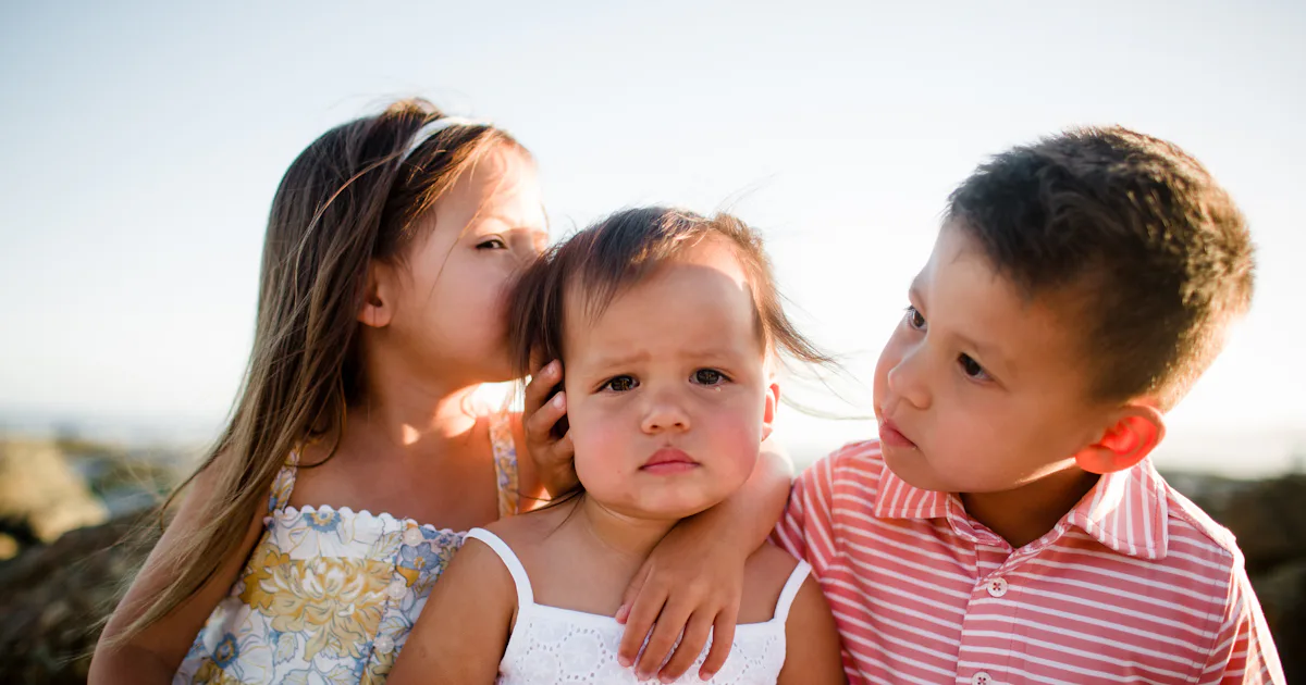 Second Born Birth Order Study Has Found Which Sibling Gets In The Most Trouble