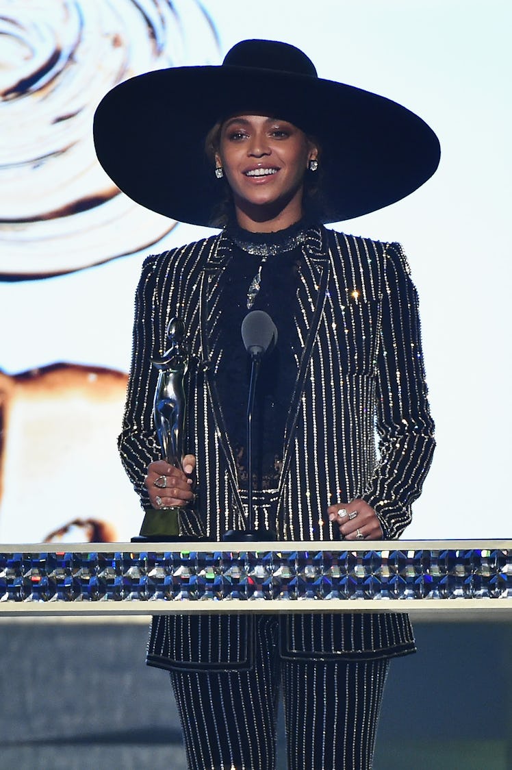 NEW YORK, NY - JUNE 06:  Beyonce accepts The CDFA Fashion Icon Award onstage at the 2016 CFDA Fashio...