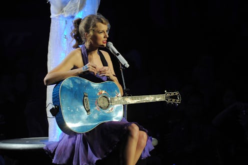 NEW YORK, NY - NOVEMBER 22:  Taylor Swift performs onstage during the "Speak Now World Tour" at Madi...