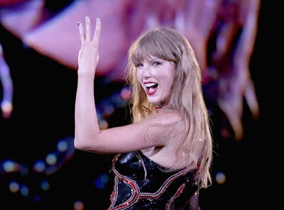 Castles Crumbling (Taylor's Version) (From The Vault) (Lyric Video)
