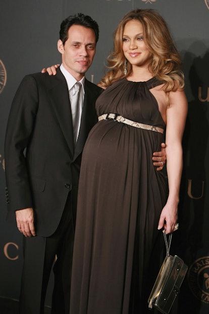 Pregnant Jennifer Lopez with Marc Anthony 2007
