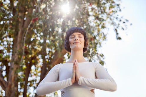 How to do mountain pose, the grounding posture you can do anywhere.