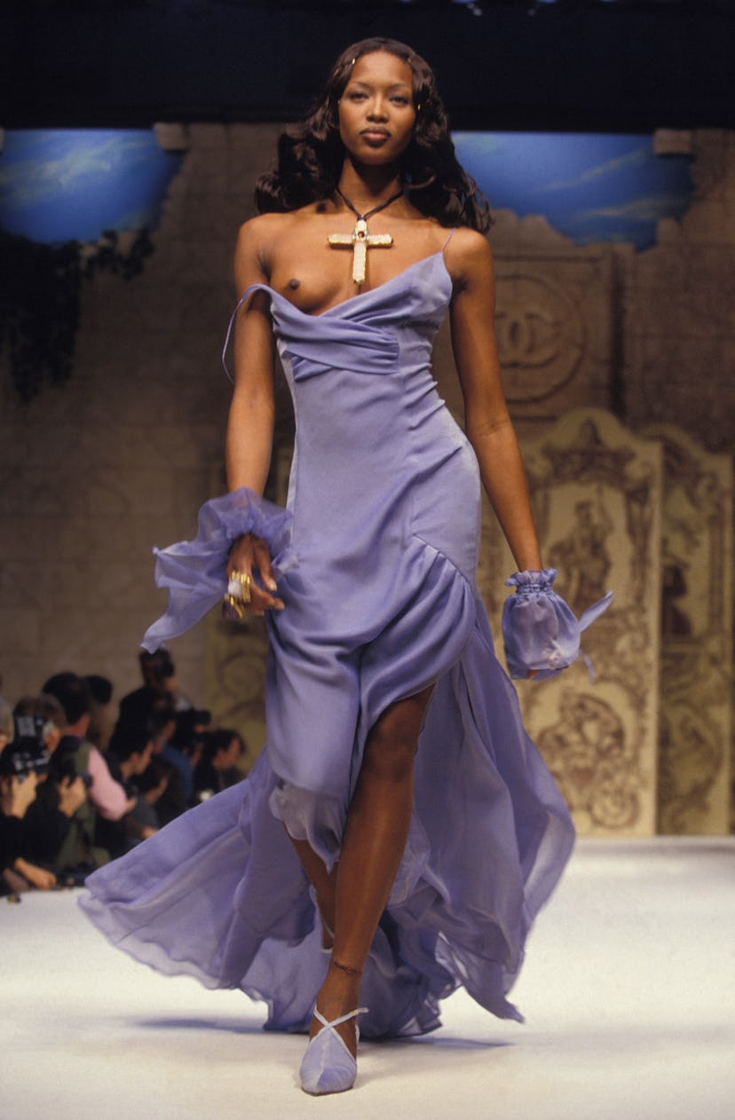 Naomi Campbell walks the Chanel 1993 runway in Paris. 