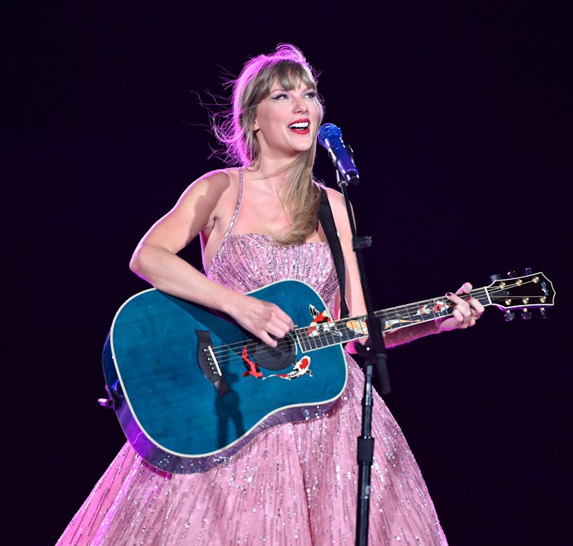 DENVER, COLORADO - JULY 14: EDITORIAL USE ONLY Taylor Swift performs onstage during "Taylor Swift | ...