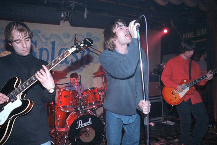 UNITED KINGDOM - JANUARY 27: SPLASH CLUB Photo of Paul 'Bonehead' ARTHURS and Noel GALLAGHER and L...