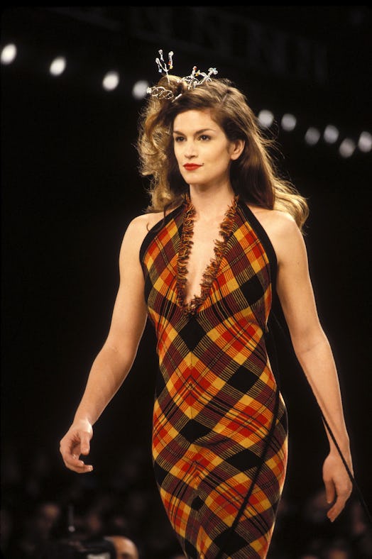 UNITED STATES - APRIL 01:  Fall-Winter Fashion Collection In New York, United States In April, 1994-...