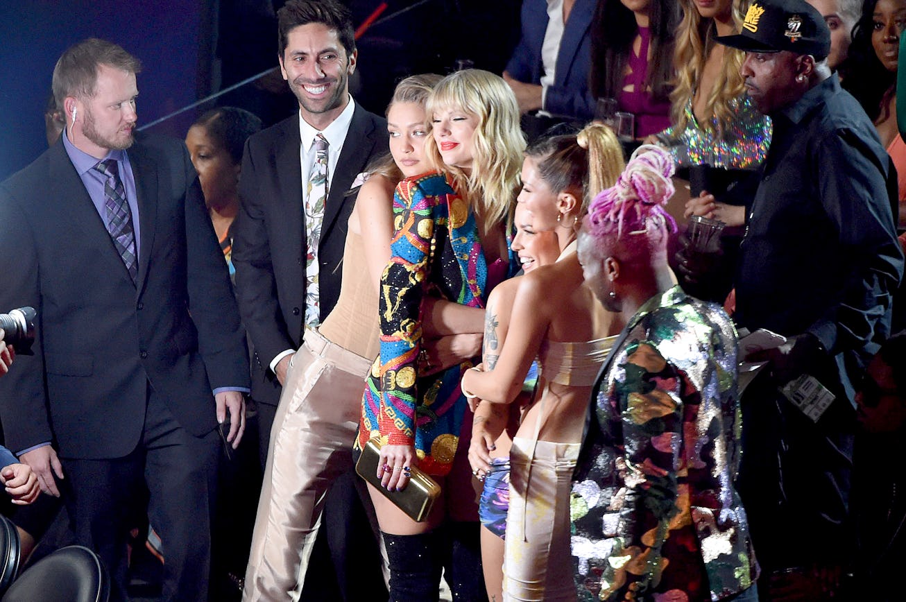 NEWARK, NEW JERSEY - AUGUST 26: Gigi Hadid, Taylor Swift, Halsey, Bella Hadid and Todrick Hall pose ...