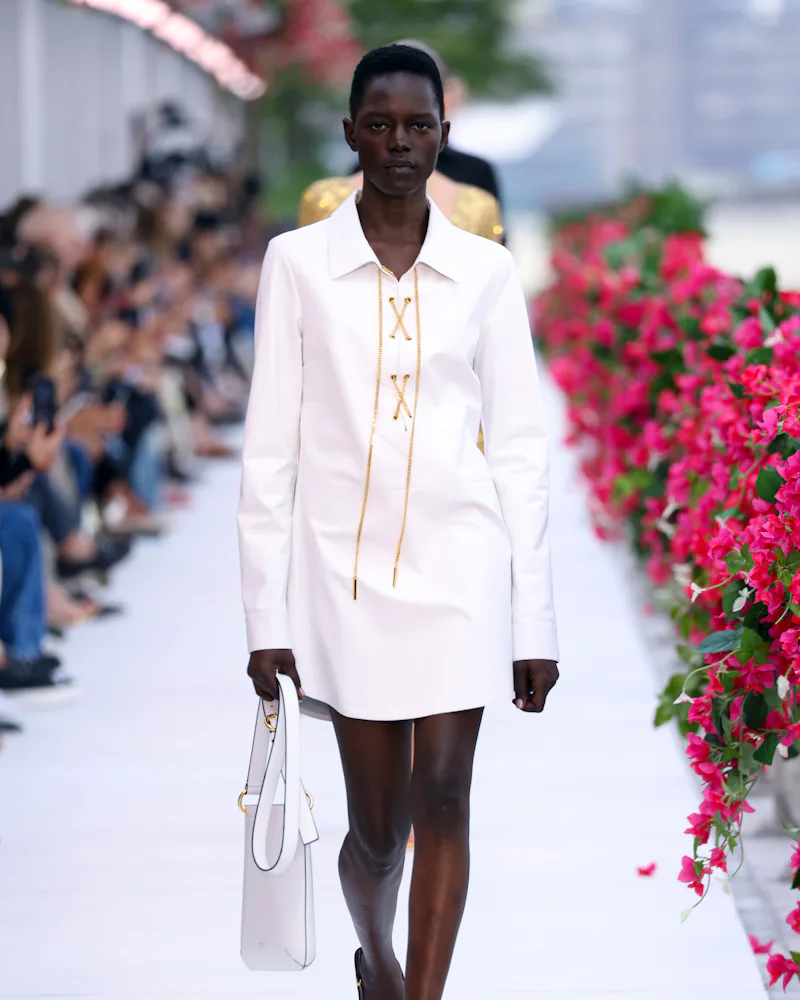 are shirt dresses in style 2024 Shirt dresses are summer's top trend, thanks to Anne Hathaway