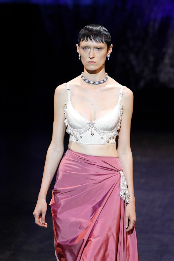 A model walks the runway for Wiederhoeft during NYFW.