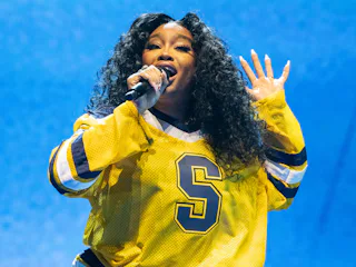 SZA's manager revealed her 2023 VMAs performance was canceled after she wasn't nominated for Artist ...
