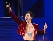 LONDON, ENGLAND - FEBRUARY 11: (EDITORIAL USE ONLY) Harry Styles performs live on stage during The B...