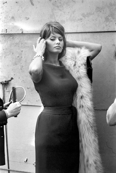 Sophia Loren filming "The Millionairess" at London Bridge. June 1960 