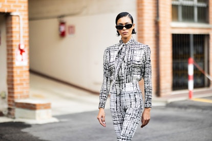 Side parts are a Milan Fashion Week street style beauty trend