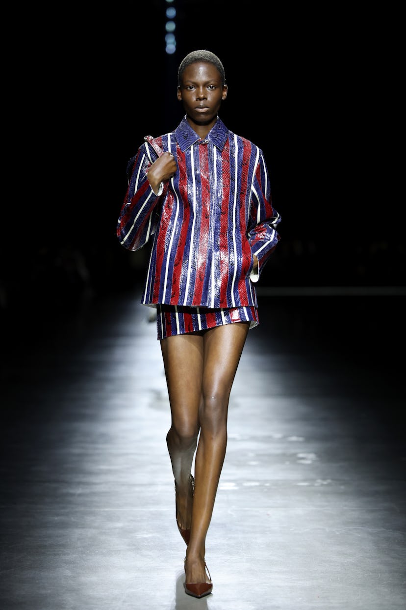 MILAN, ITALY - SEPTEMBER 22: A model walks the runway of Gucci Ancora during Milan Fashion Week on S...