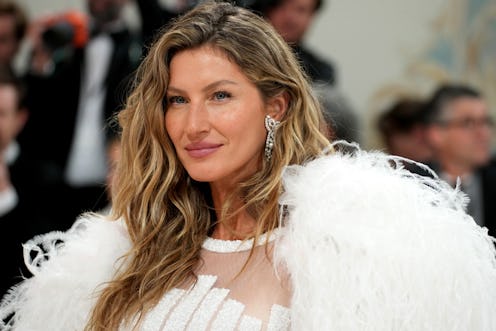 NEW YORK, NEW YORK - MAY 01: Gisele Bündchen attends the 2023 Met Gala Celebrating "Karl Lagerfeld: ...