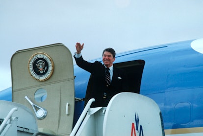 CALIFORNIA  - UNDATED:  (NO U.S. TABLOID SALES)  United States President Ronald Reagan waves as he d...
