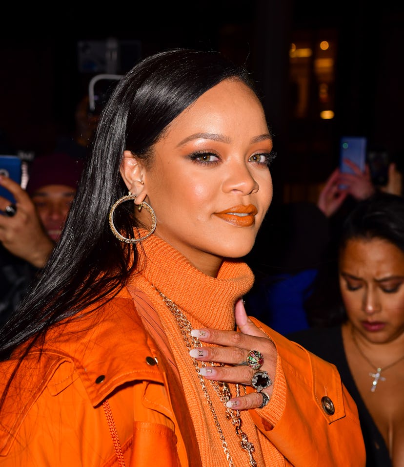 Rihanna orange outfit and lipstick 2020