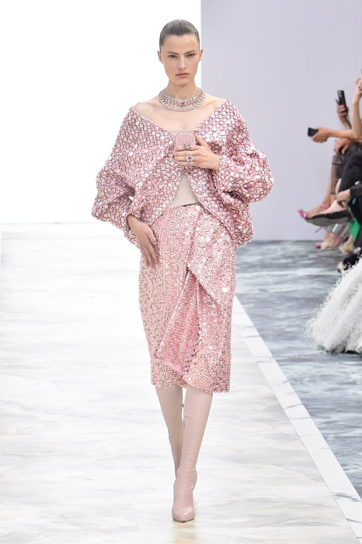 Felice Nova Noordhoff walks the runway during the Fendi Couture Haute Couture Fall/Winter 2023-2024 ...