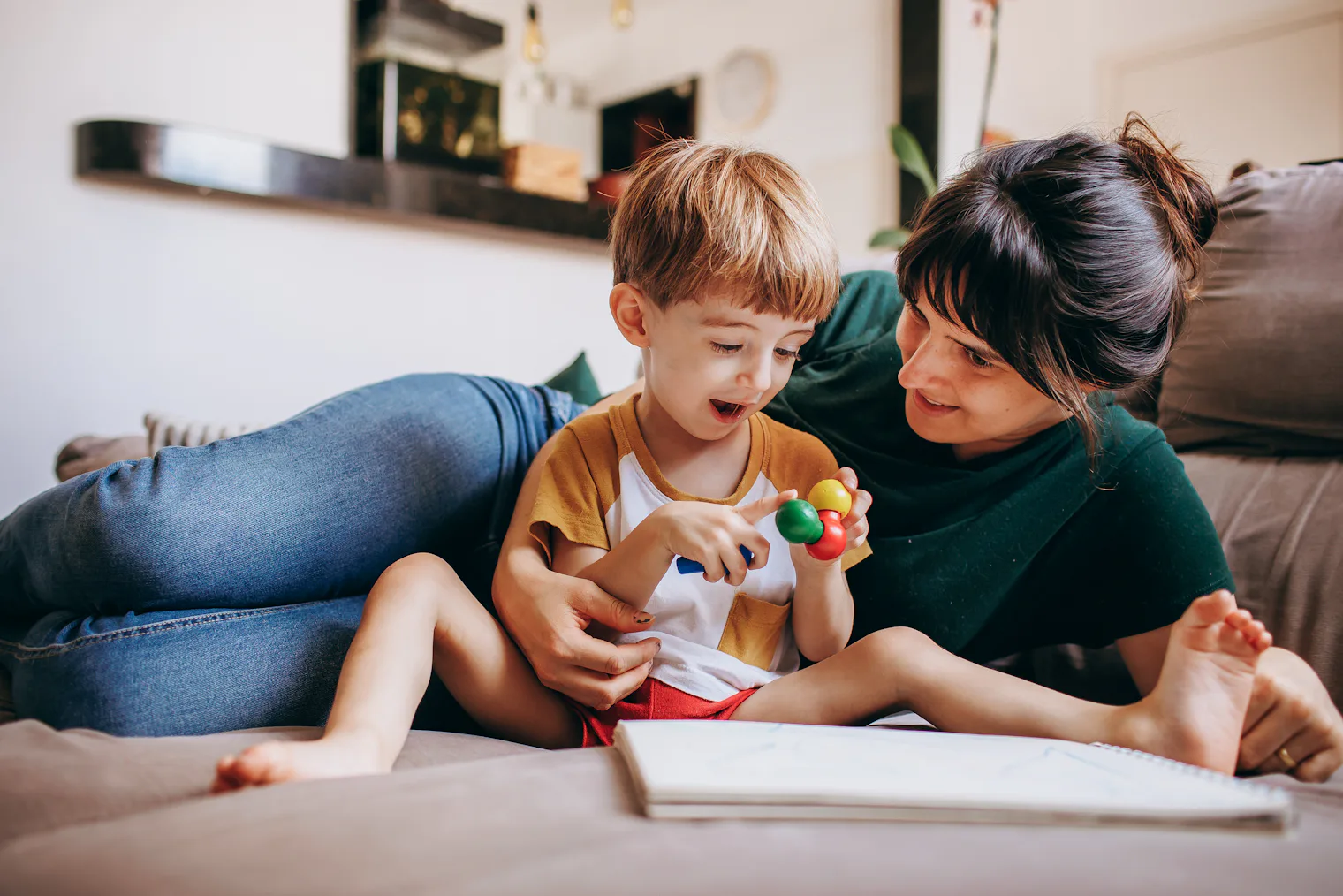 Is It Normal For Toddlers To Stutter? Signs Of True Stuttering & How To ...