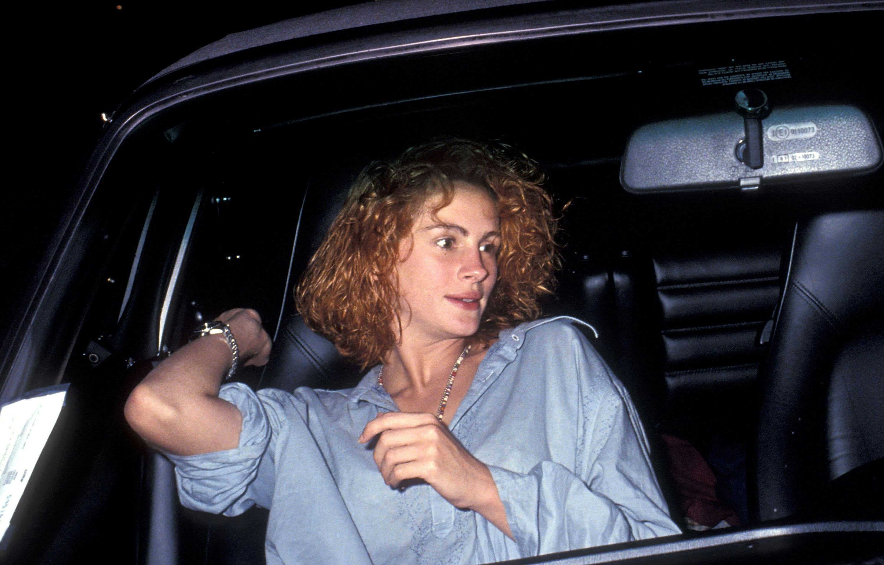 Actress Julia Roberts on July 22, 1991 dines at The Ivy in West Hollywood, California. (Photo by Ron&hellip;