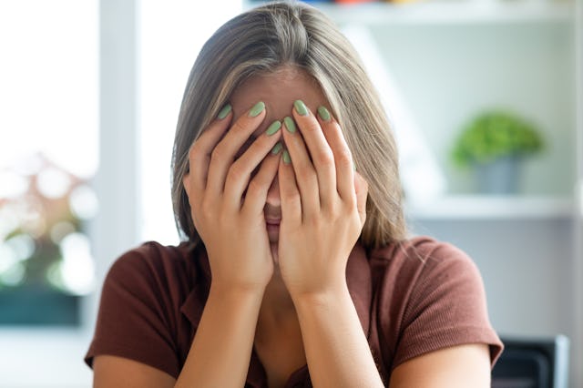 Gen Z kids are still trying to appease their parents by bothering to even be in these photos, but pa...