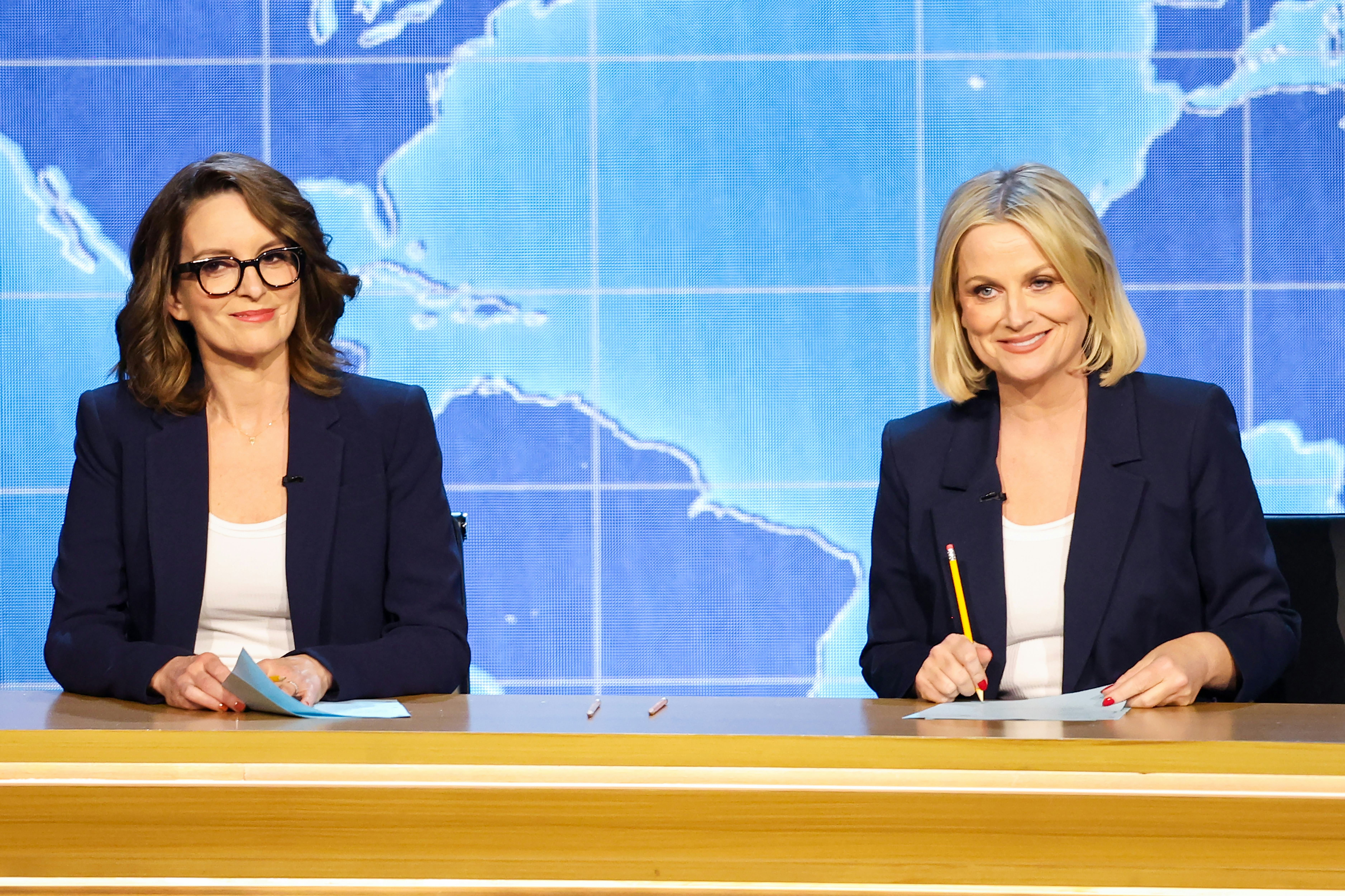 Tina Fey &amp; Amy Poehler did Weekend Update once again for the Emmys