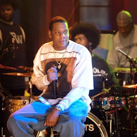 Jay-Z performs with The Roots on "MTV Unplugged" at the MTV studios in New York City.  11/18/01  Pho...